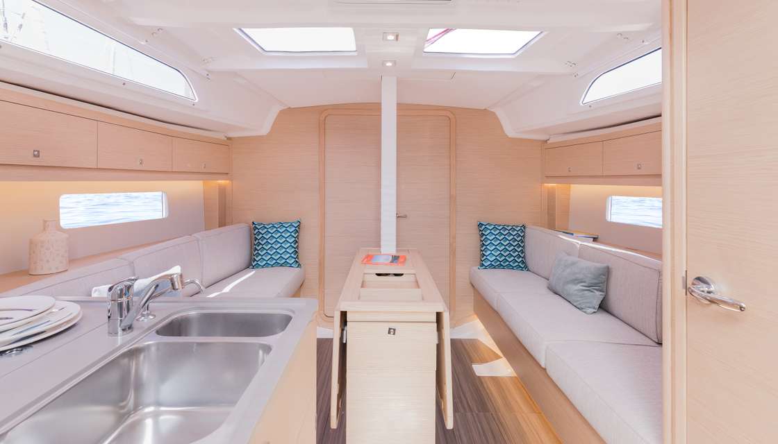 Dufour 37