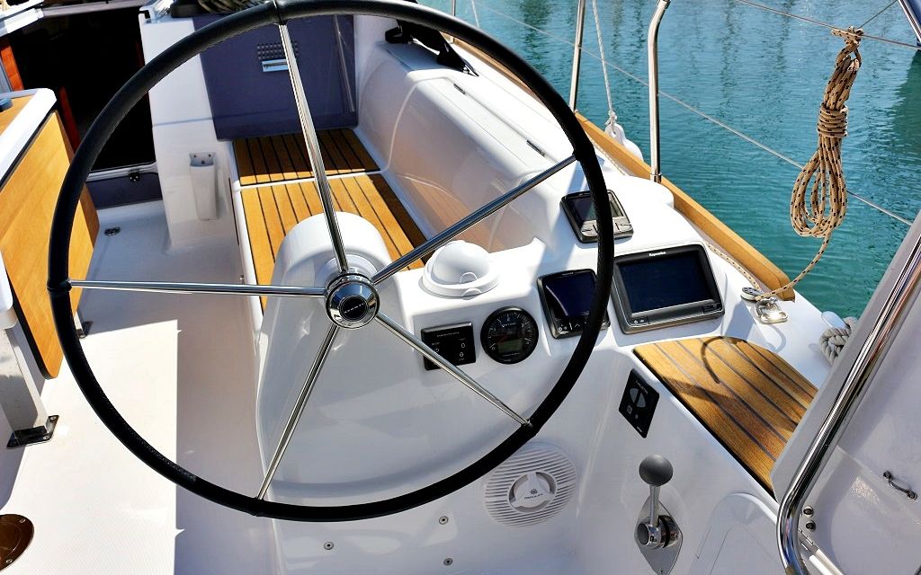 Dufour 382 Grand Large