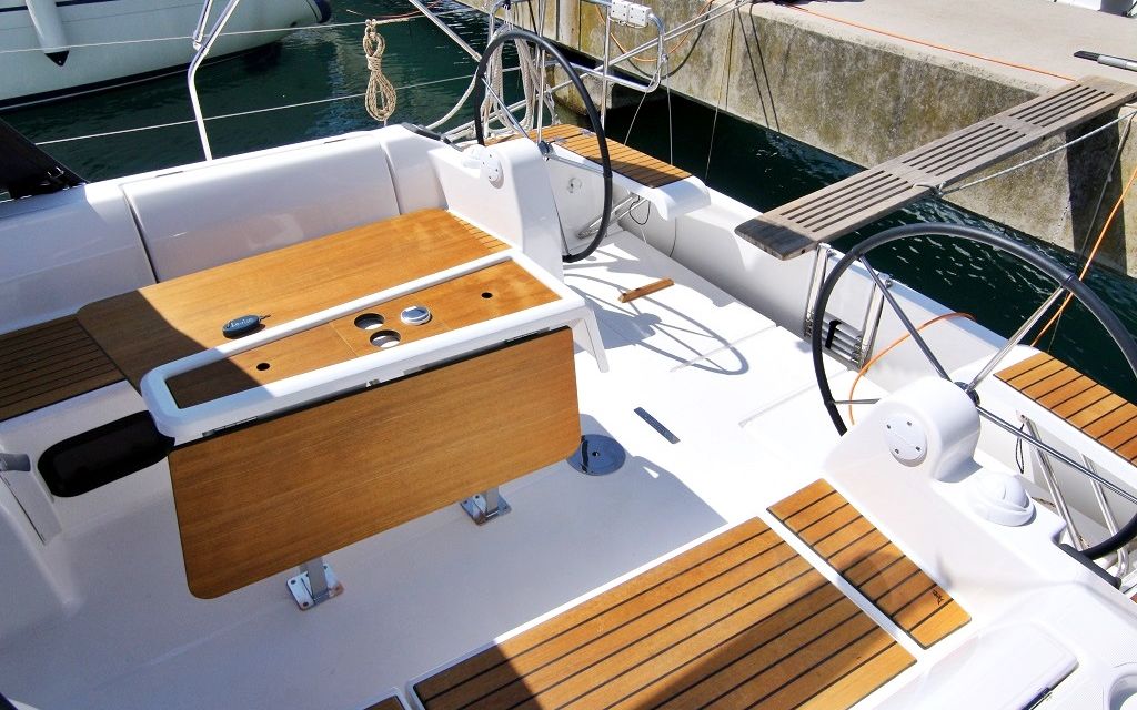 Dufour 382 Grand Large