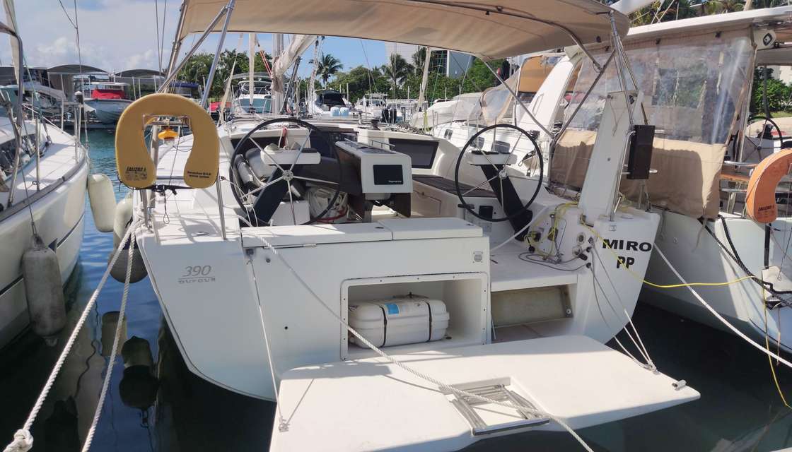 Dufour 390 Grand Large