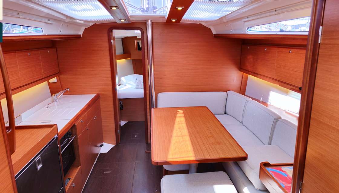 Dufour 390 Grand Large