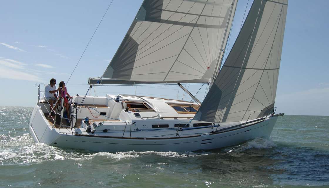 Dufour 40E