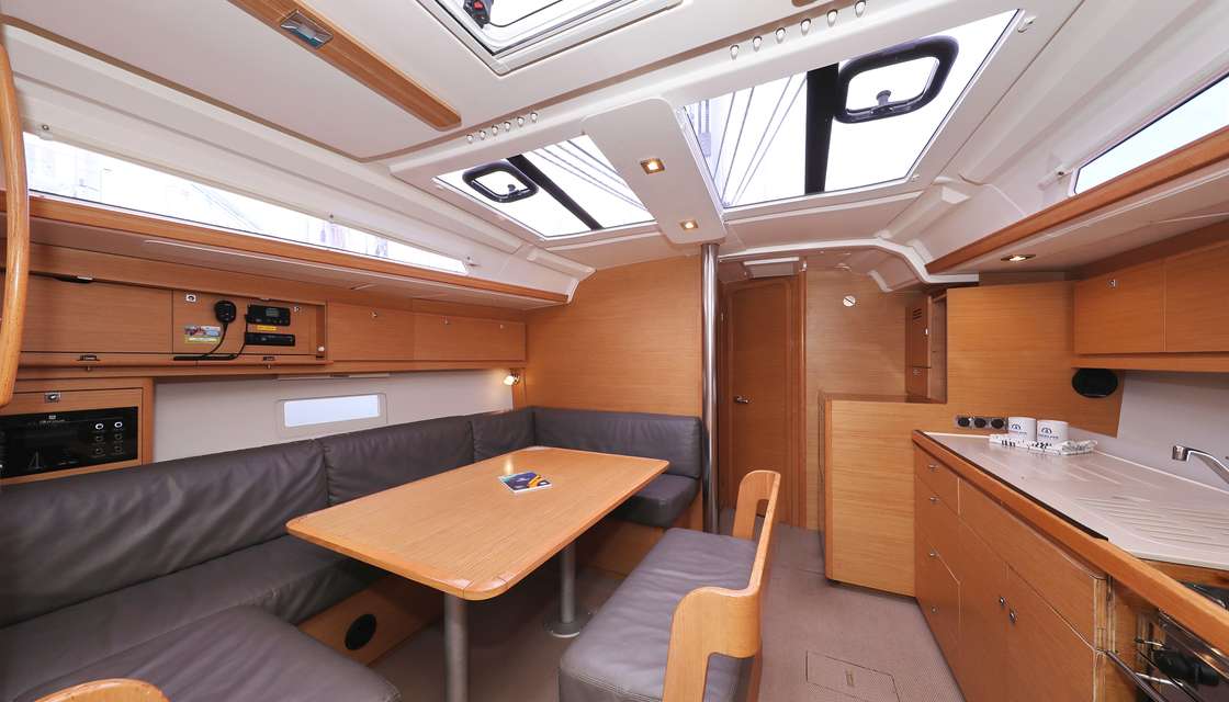 Dufour 430 Grand Large