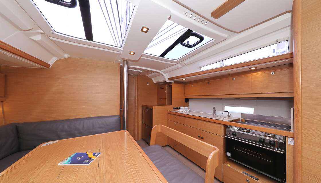 Dufour 430 Grand Large