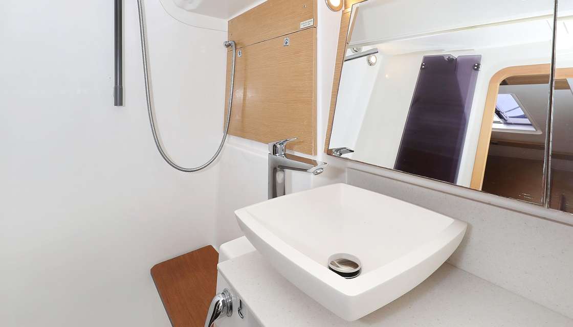 Dufour 430 Grand Large