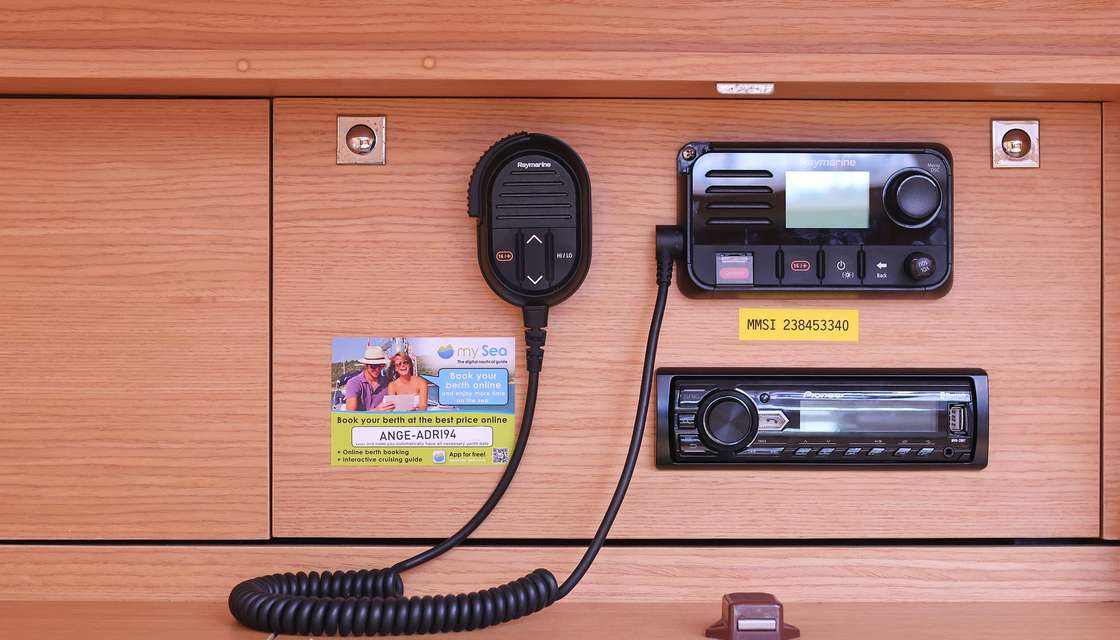 Dufour 430 Grand Large