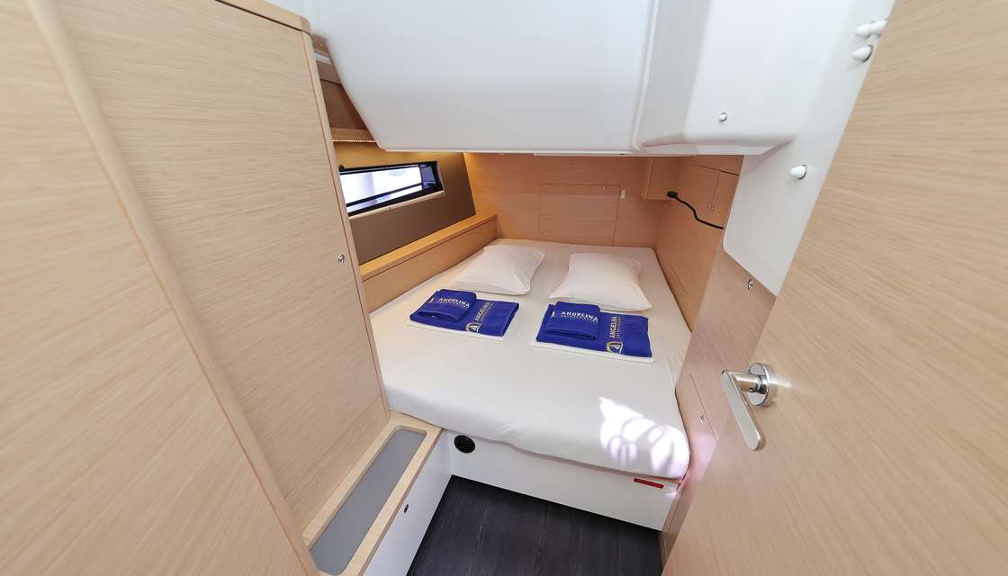 Dufour 44