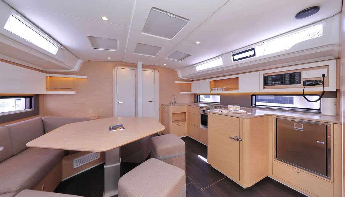 Dufour 44