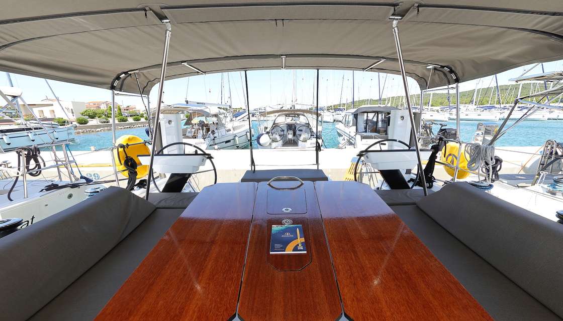 Dufour 44