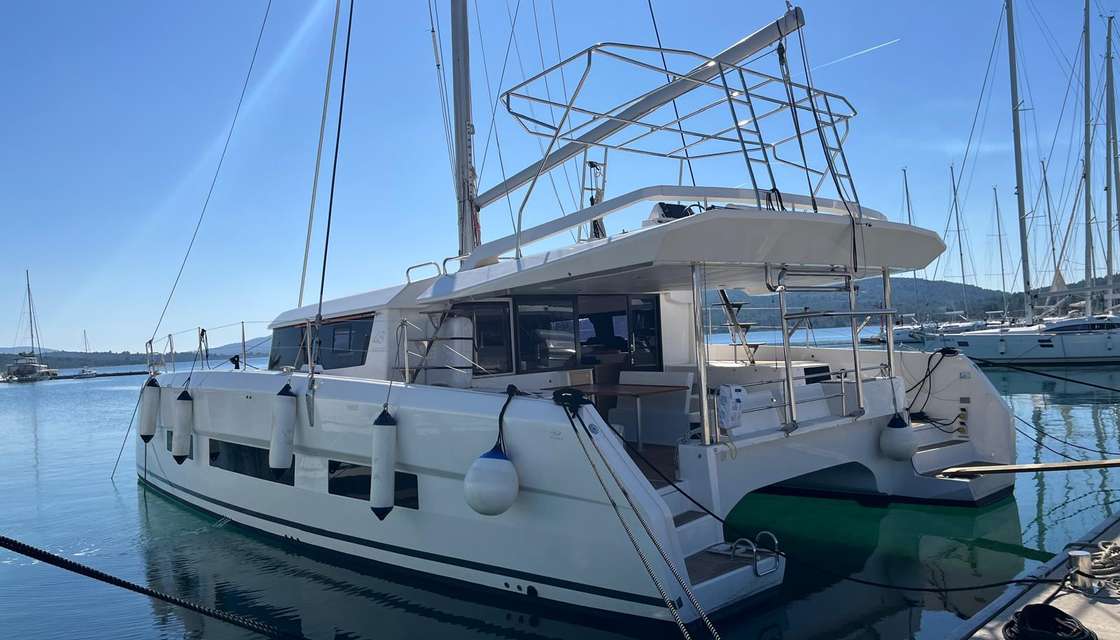 Dufour 48 Catamaran