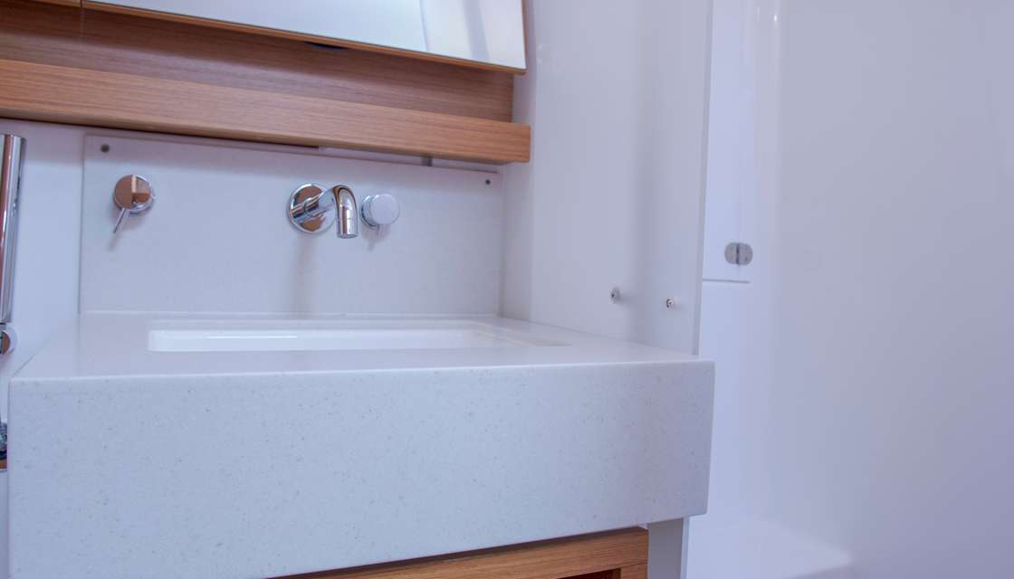 Dufour 530