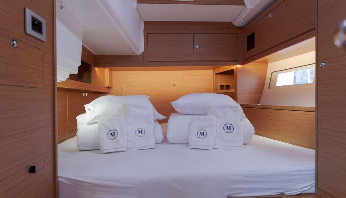 Dufour 530