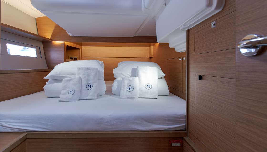 Dufour 530