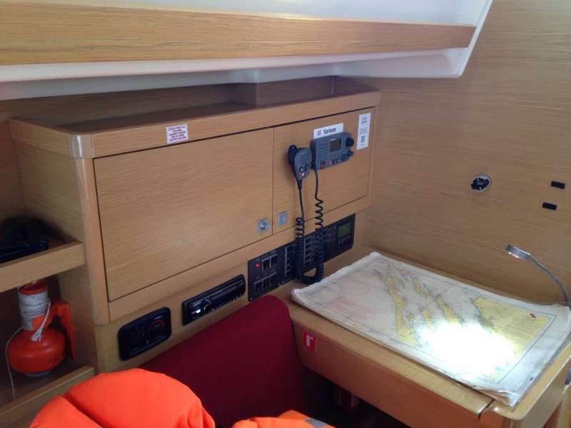 Elan 350
