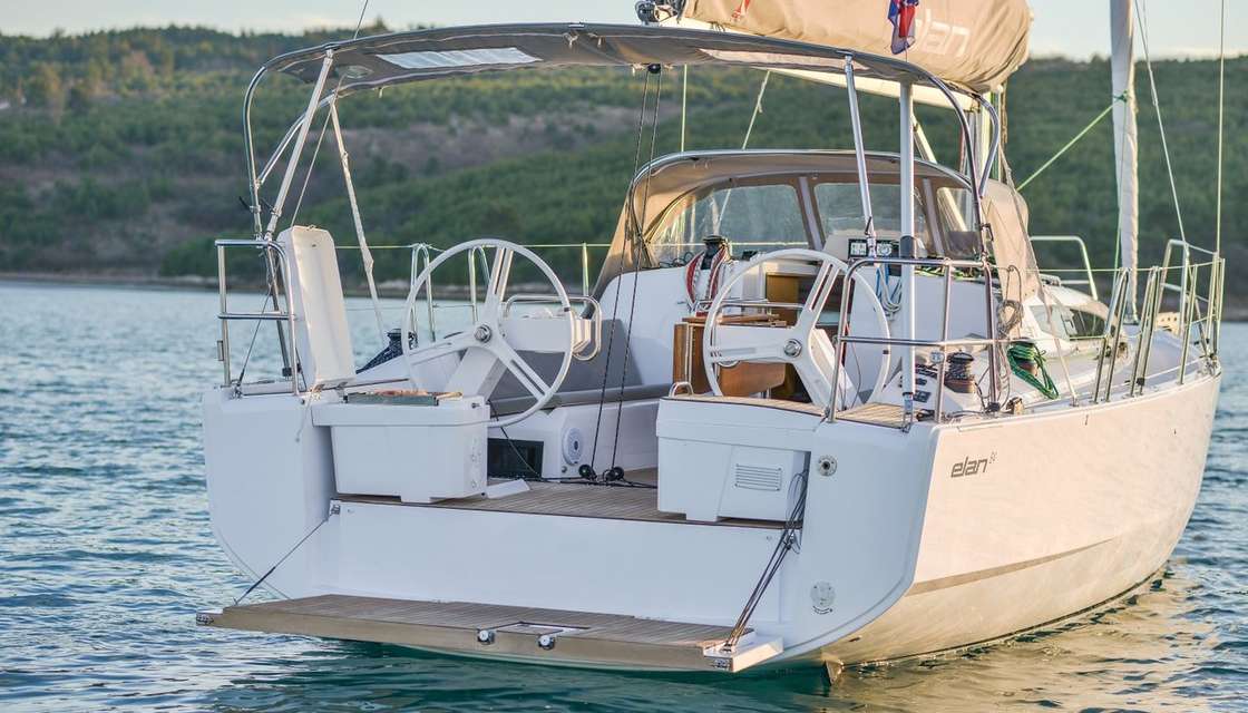 Elan E4