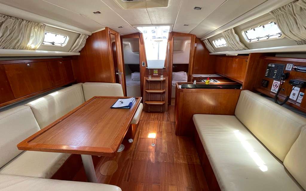 Eminence 40
