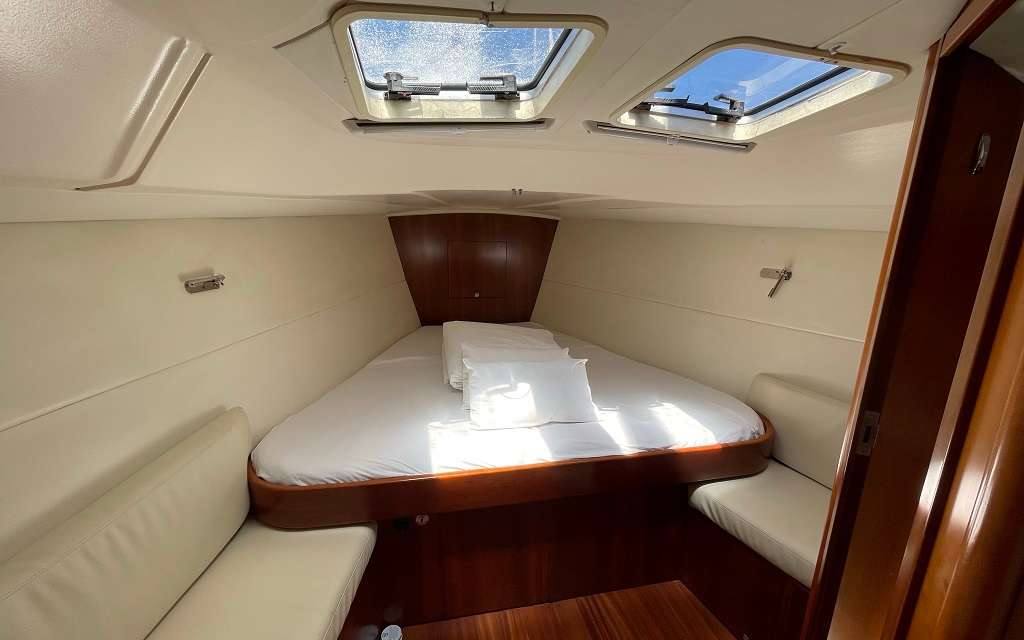 Eminence 40