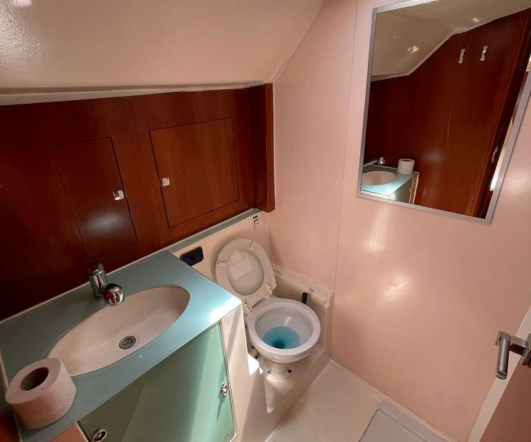 Eminence 40