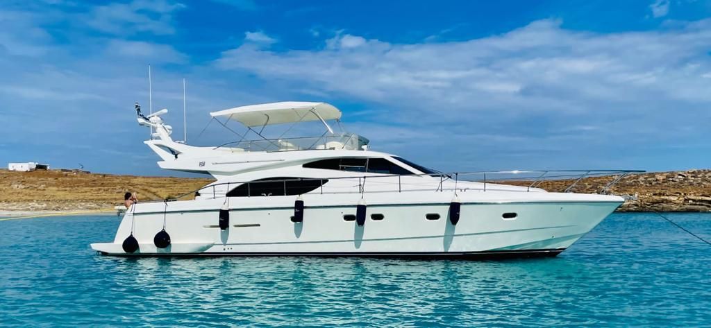 Ferretti 53