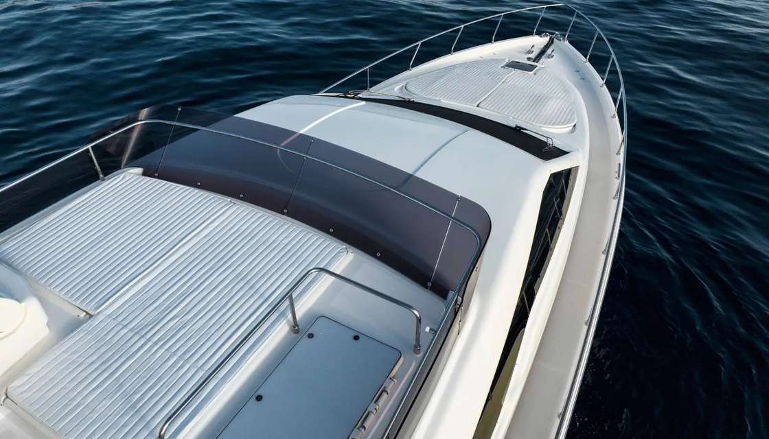 Ferretti 630