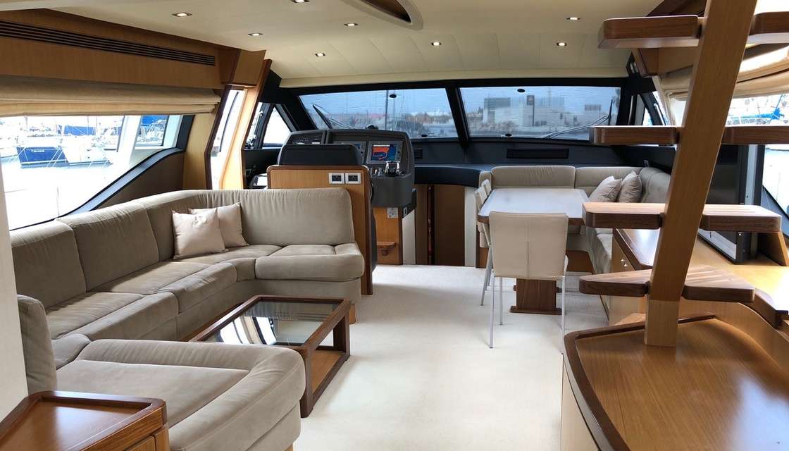 Ferretti 630