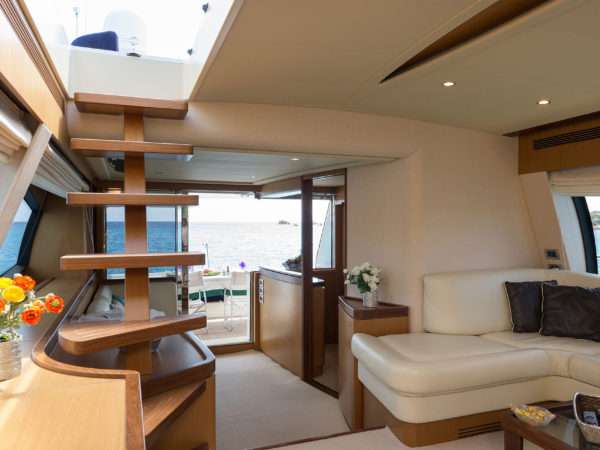 Ferretti 630