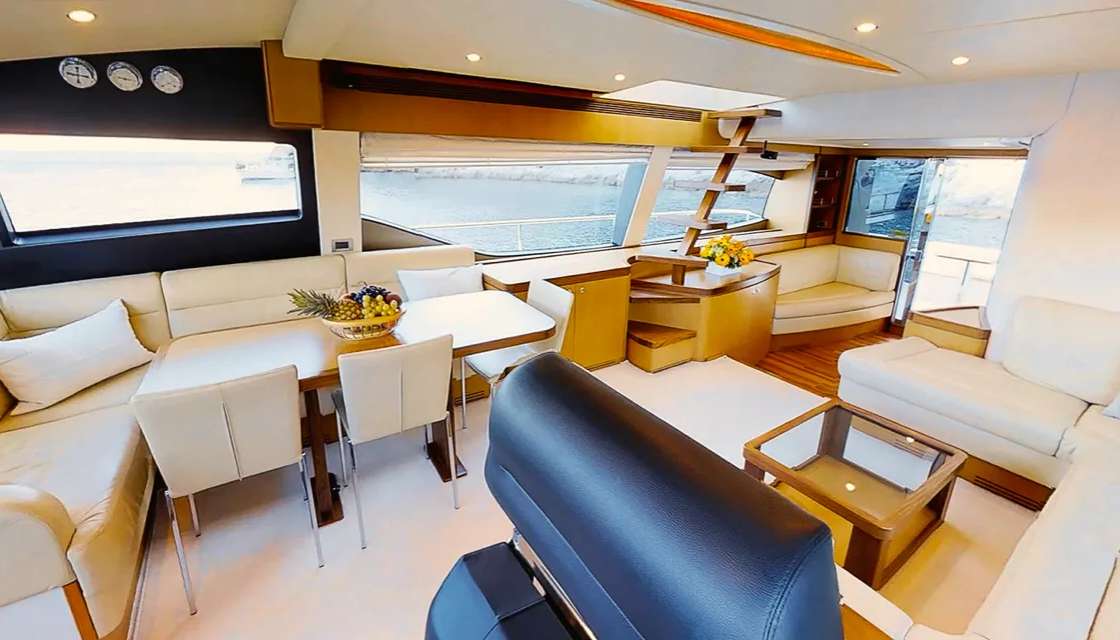 Ferretti 630
