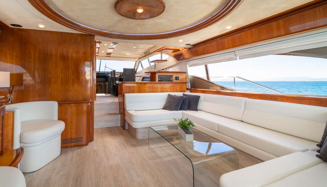 Ferretti 68