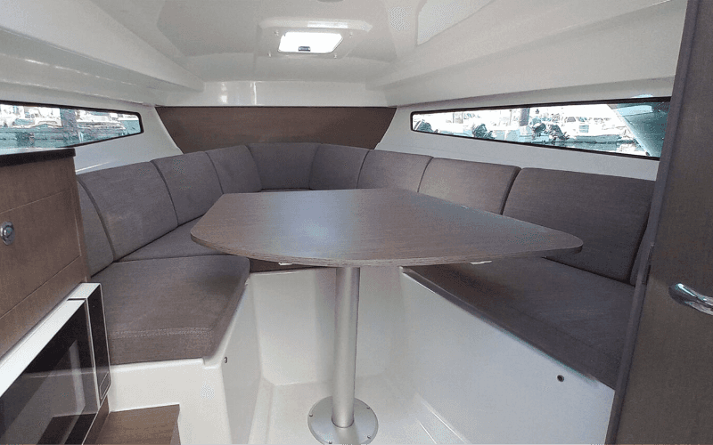Flyer 8 Sundeck