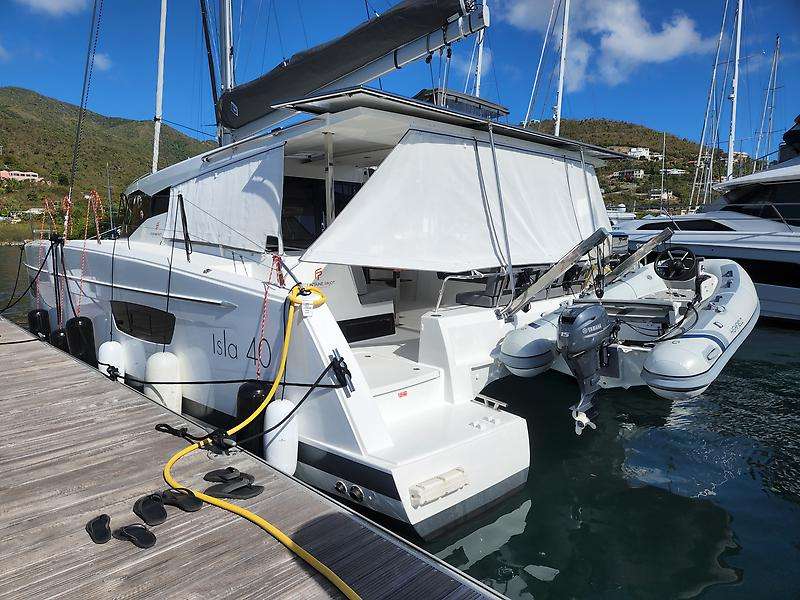 Isla 40