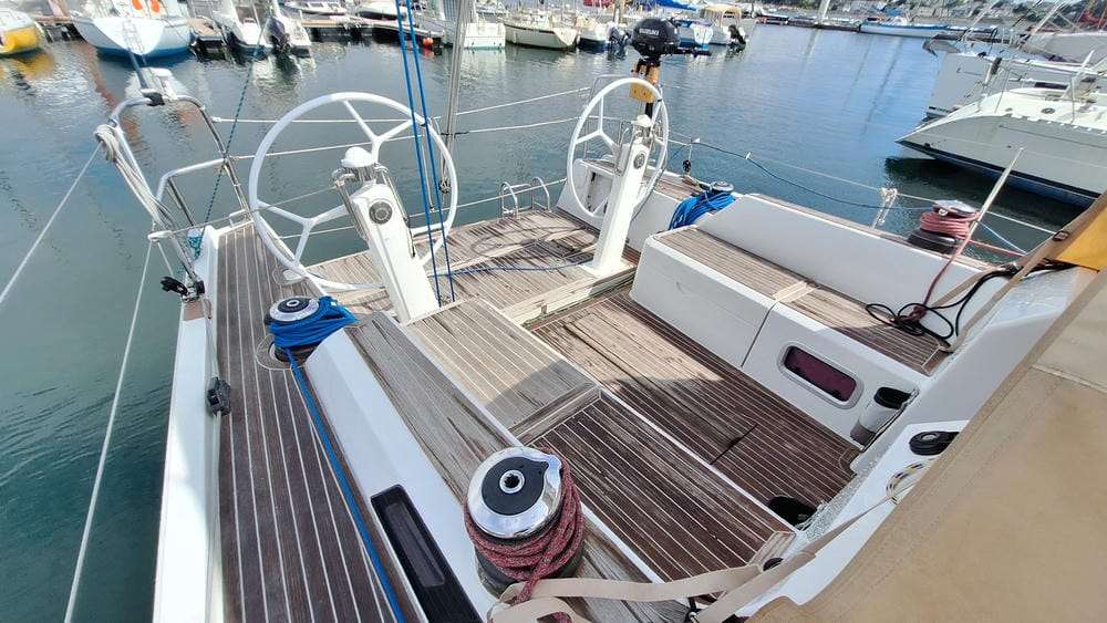 Grand Soleil 39
