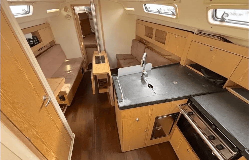Hanse 345