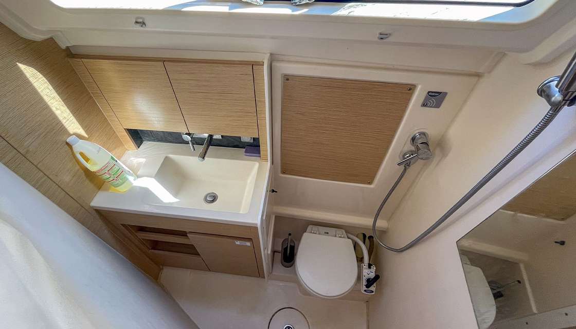 Hanse 348
