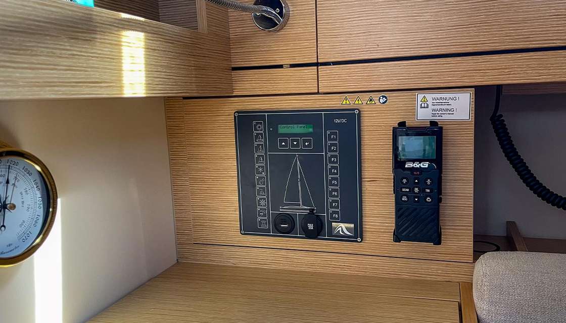Hanse 348