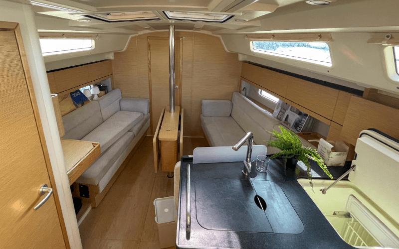 Hanse 348