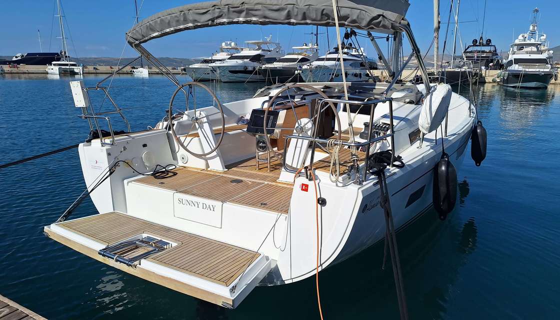 Hanse 388
