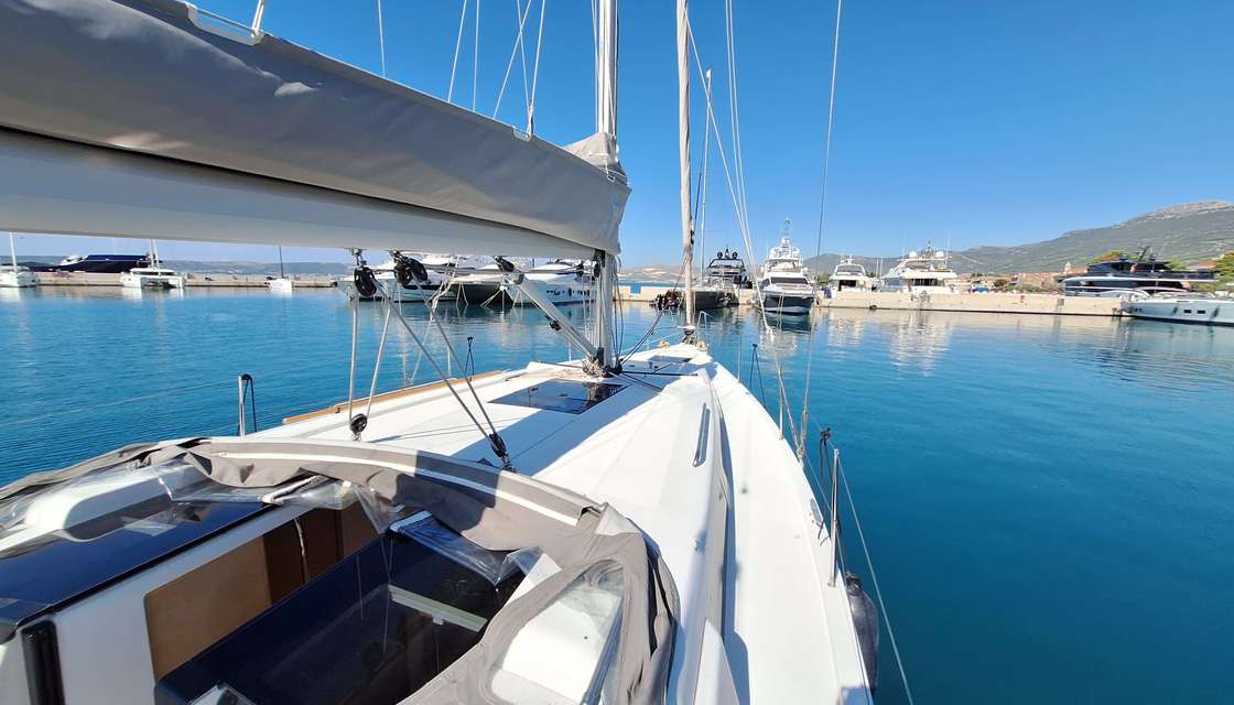 Hanse 388