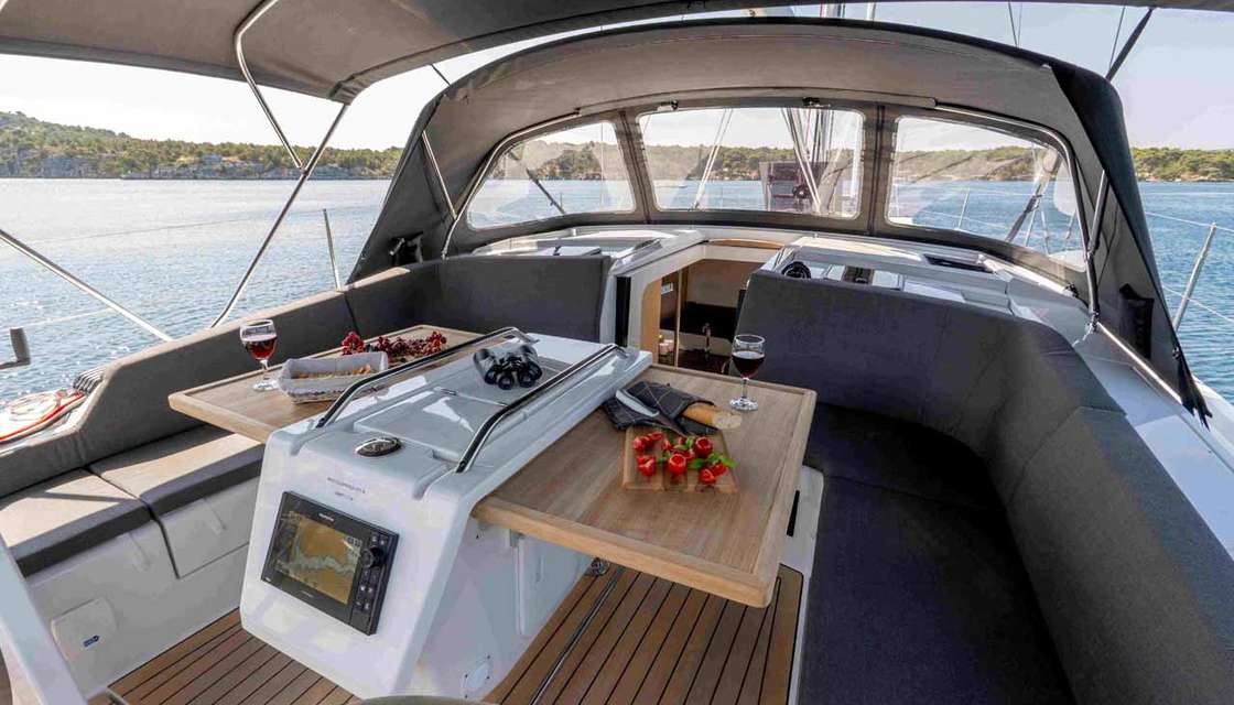 Hanse 410