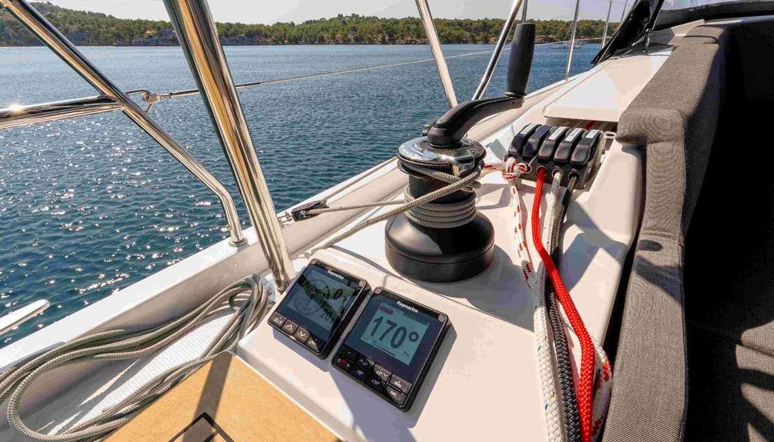 Hanse 410