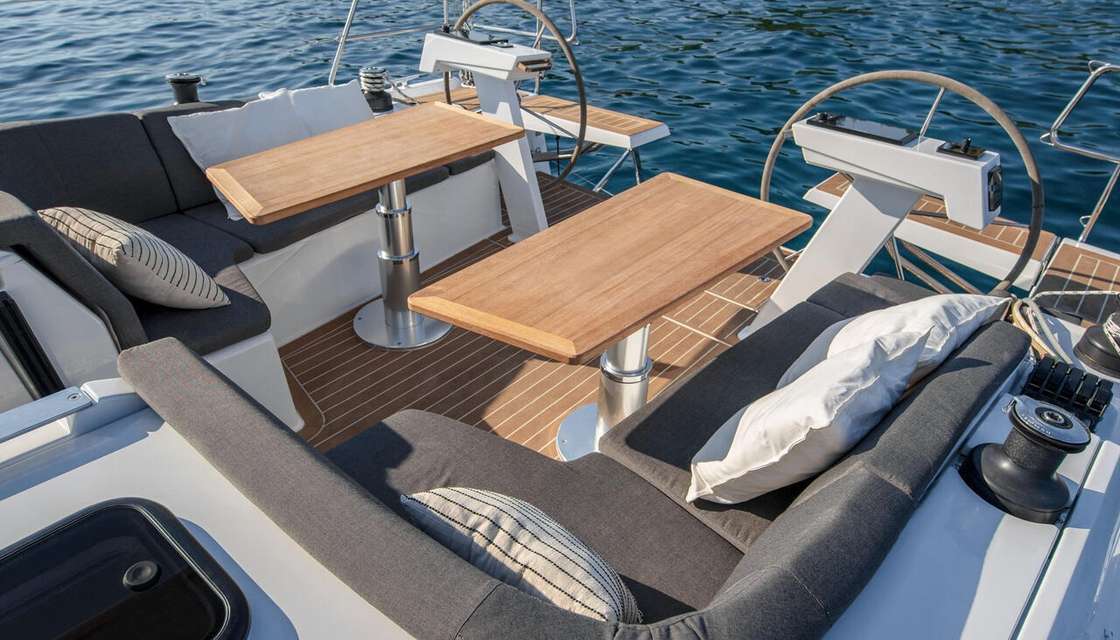 Hanse 410