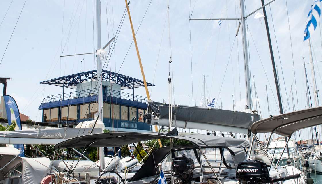 Hanse 415