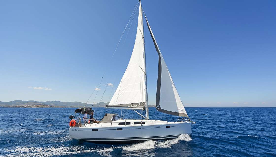 Hanse 415