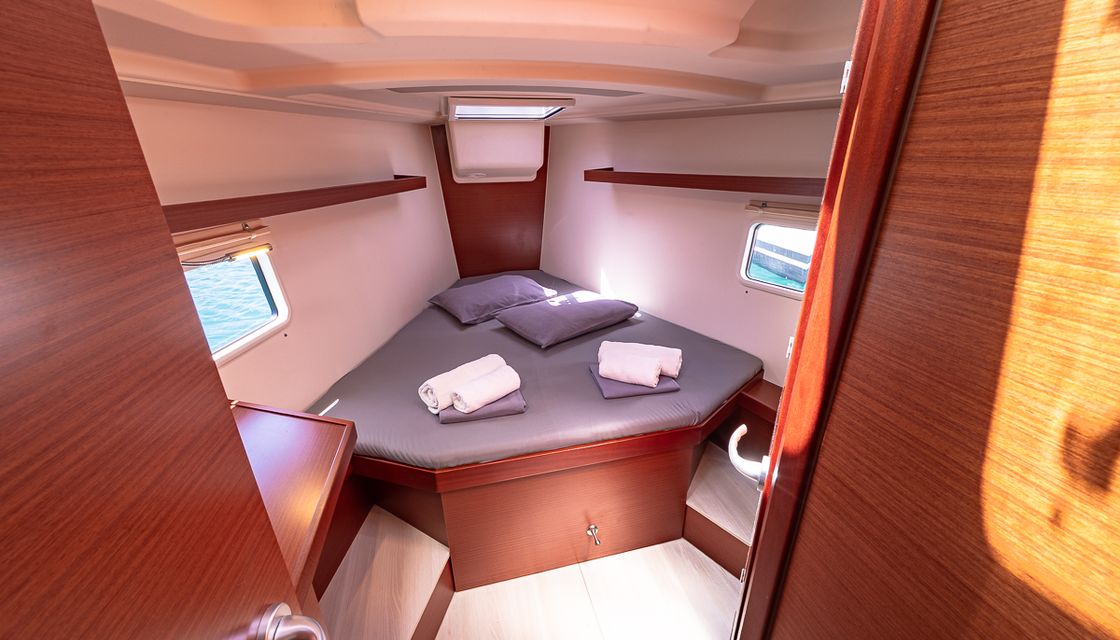 Hanse 418