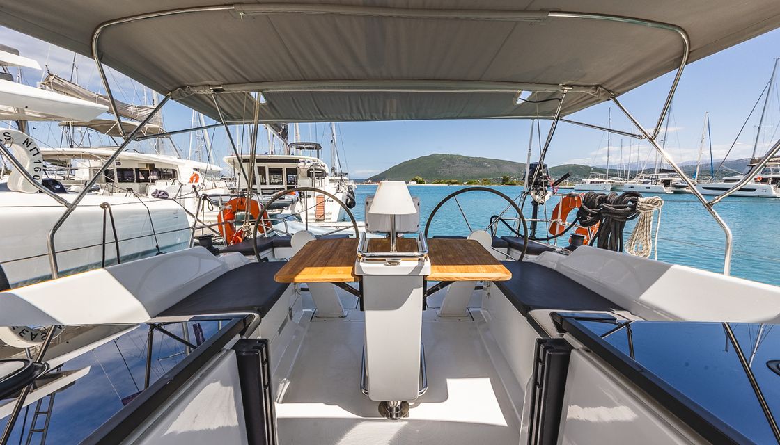 Hanse 418