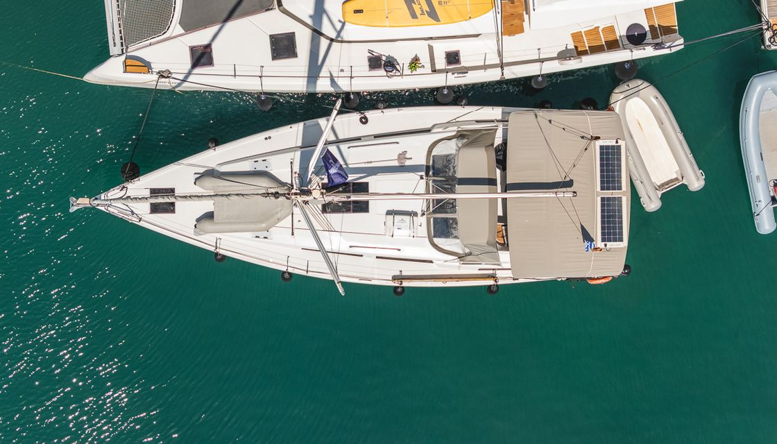 Hanse 418