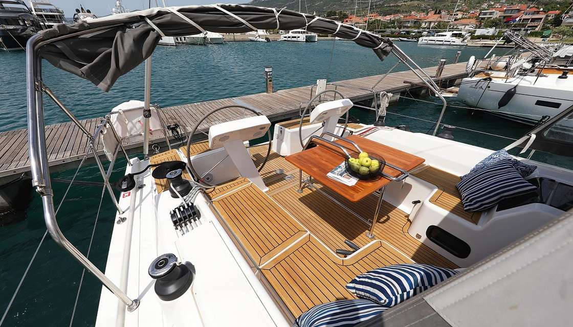 Hanse 458
