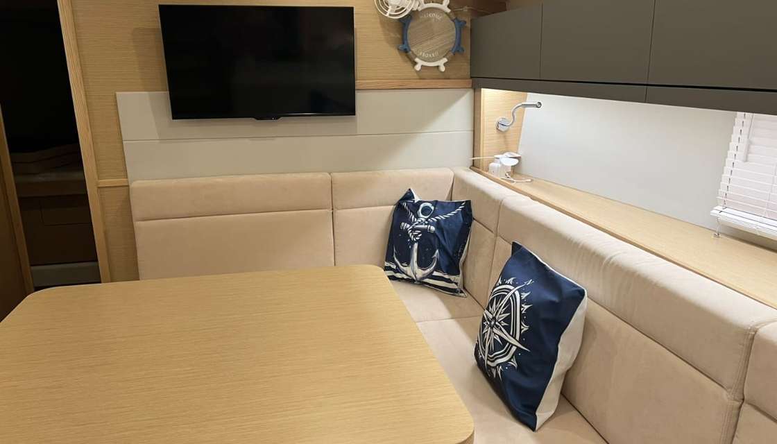 Hanse 458