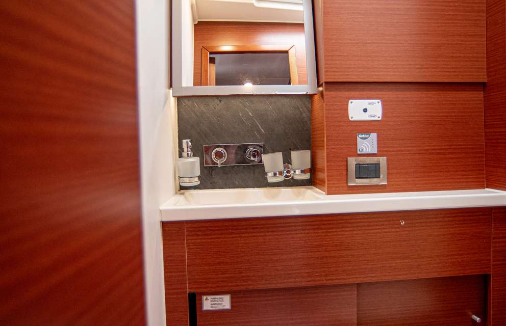 Hanse 508
