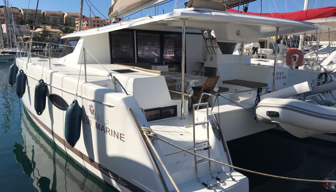 Helia 44