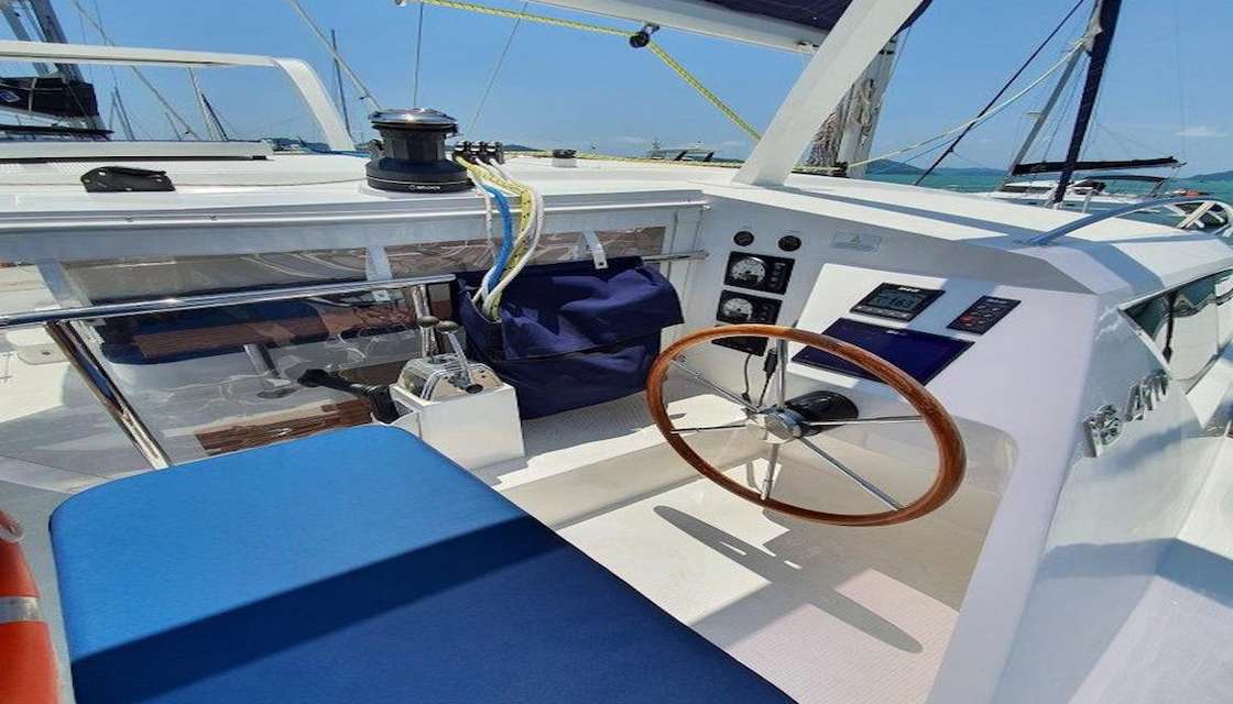 Island Spirit 410
